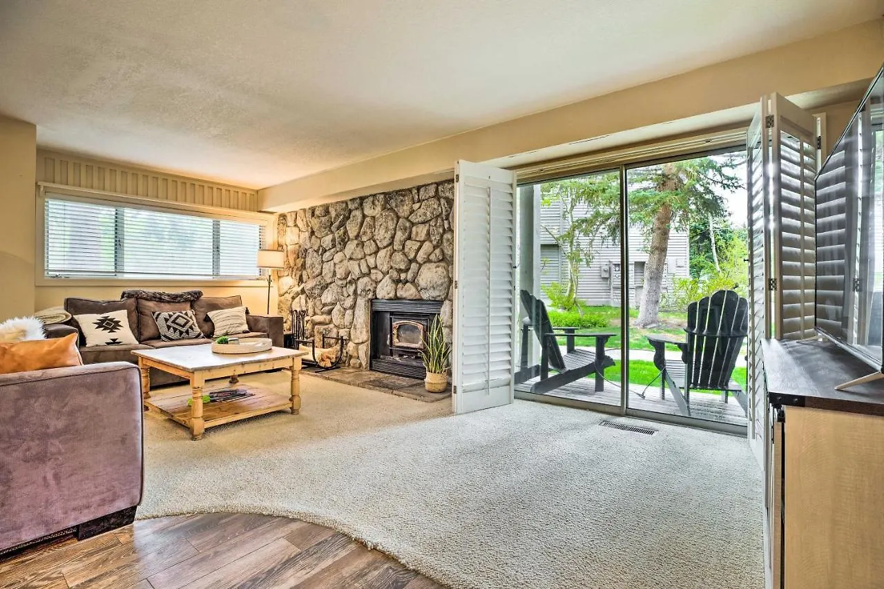 Mammoth Lakes Nature Escape Hot Tub Access! Apartament