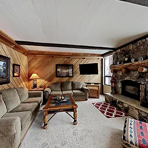 Apartment Two Bedroom With Mountain Views At 1849, Mammoth Lakes